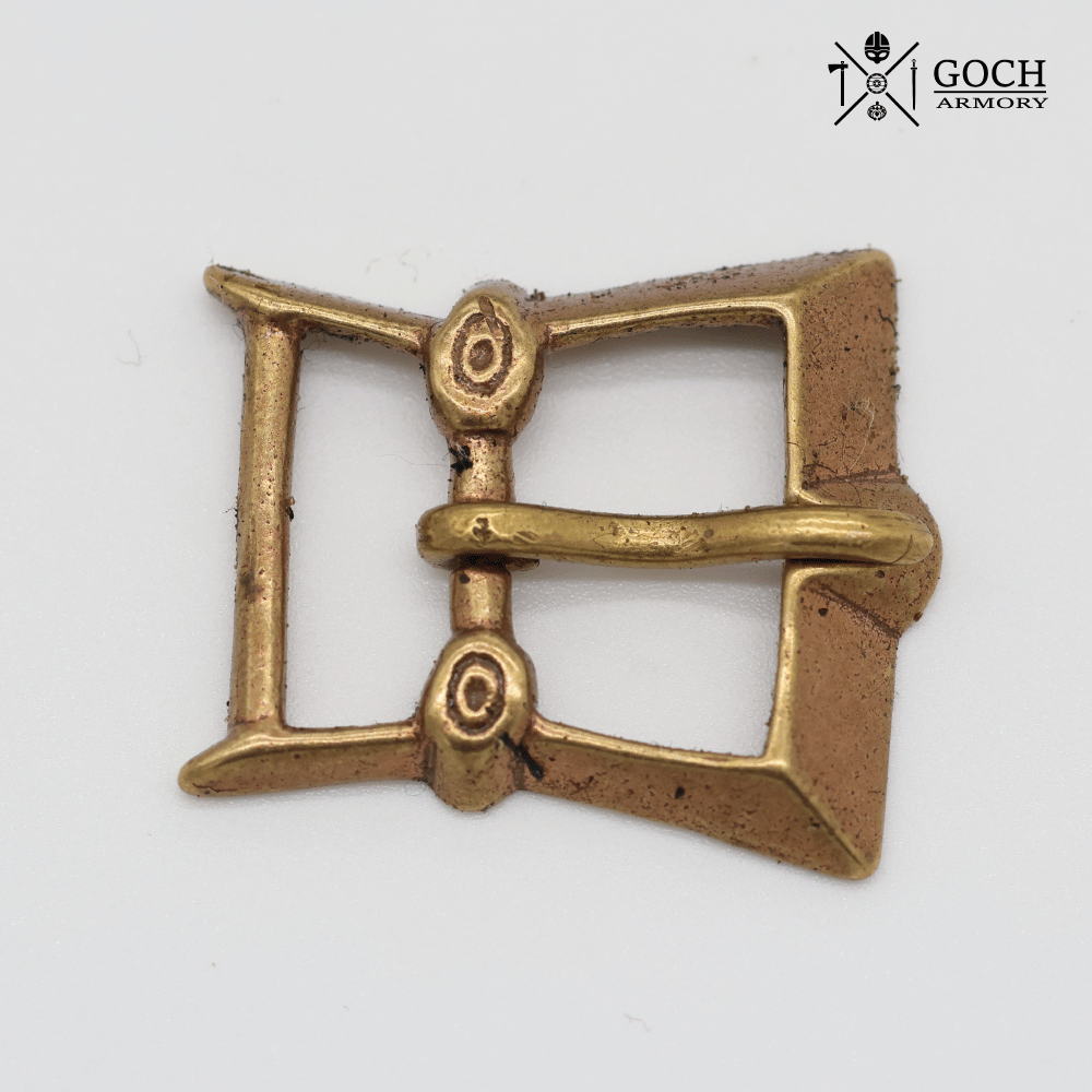 Helmet belt buckle – pattern I